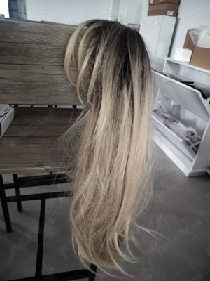 Peruca Esmee maro, realizata din 100% fibre japoneze