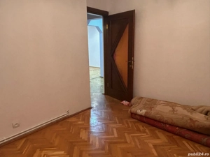 3 decomandate 1 MAI-MEDICINA,etaj 1,centrala, 2 balcoane,renovat