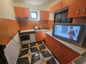 Casă de vânzare în Golești – locație excelentă lângă muzeu - imagine 5