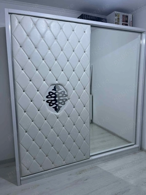 Imobiliare dreasing,comodă,noptieră