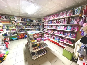 Spațiu comercial de închiriat | Bulevardul Revolutiei | 65mp utili | zona Cetate - imagine 2