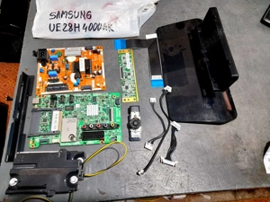 Module diverse dintr-un televizor led Samsung model UE28H4000AK