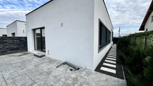 Duplex Individual pe Parter | 4 camere | La Asfalt | Toate utilitatile - imagine 5