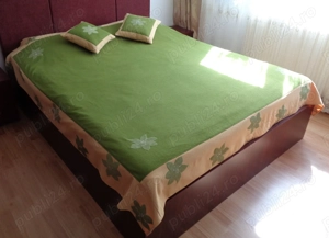 set pat unicat (cuvertura+pernute decorative)