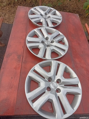 Capace roti pe 16 sigla nouă Dacia 