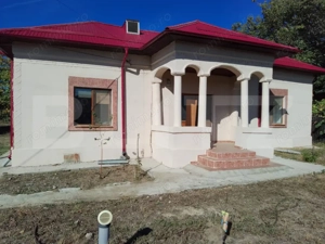 Casa renovata in Piscu Sadovei, 70 mp utili, 2200 mp curte