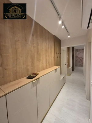 1 Mai - Parcului 20 | 3 Camere Decomandat | Terasa | Centrala - imagine 8