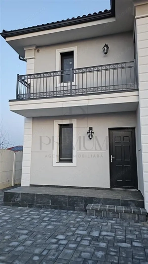 zona M CITY - 5 camere - perete dublu - toate utilitatile