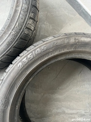 Vand doua cuciucuri 235/45R17 m+s
