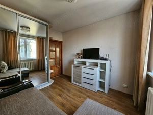 3 Camere de vanzare zona Piata Romana 