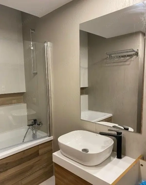 Apartament 2 camere zona metrou Eroii Revolutiei - imagine 2