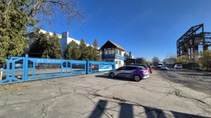 Închiriere complex industrial versatil *hale - birouri - platforme betonate* 