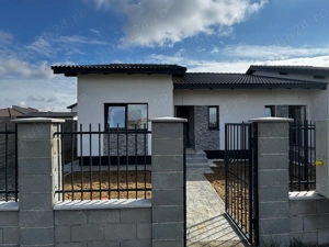 Duplex pe Parter | Pozitie excelenta | Toate utilitatile | 100m pana la asfalt