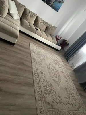 Închiriez apartament 2 camere , decomandat zona Lenin