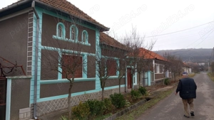 Vand casa la tara - imagine 3