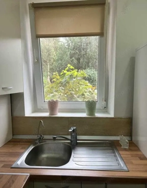 3 camere Cotroceni, parter, centrală proprie, curte + parcare, metrou 