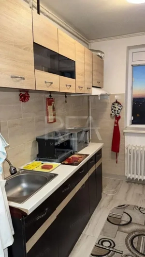 Apartament 2 Camere , Semi-Decomandat , 15 min Metrou Eroii Revolutiei