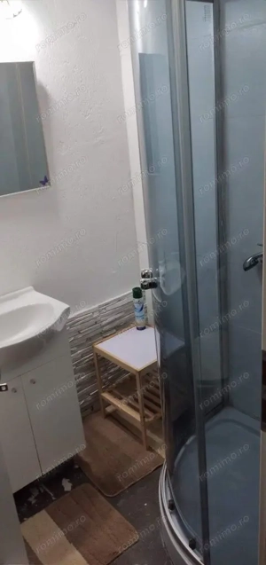 Garsoniera zona Titan  - imagine 4