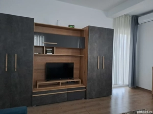 Închiriez apartament