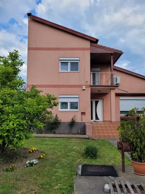 De vanzare vila in Giarmata ,Timis cu teren 1800 mp .