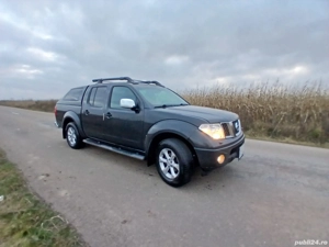 nissan navara 2.5 d an 2009 4X4 