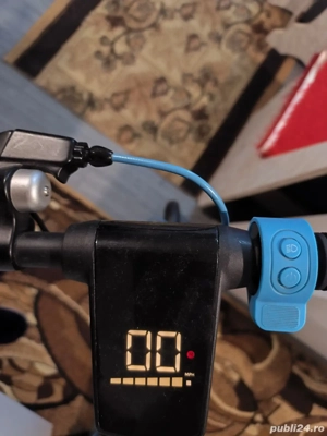 Vând trotinetă Myria 