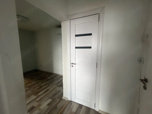 Etaj intermediar. Bloc izolat. Bucatarie inchisa  - imagine 12