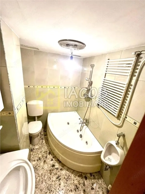 Apartament 3 camere decomandate, etaj 1, str. Narciselor 15, Bacau - imagine 13