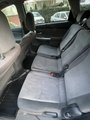 Dezmembrez Prius Plus 2014 - imagine 5