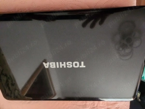 LEPTOP  THOSHIBA  satellite  c855-19n