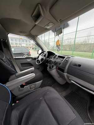 Vand Volkswagen Transporter T5 1.9 TDI   manual 5+1   90 cai   - imagine 3