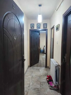 Central - Vanzare apartament 1 camera - Str. Stefan Cel Mare - imagine 5