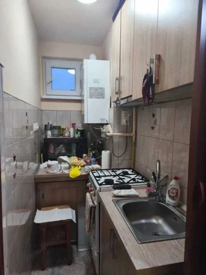 Central - Vanzare apartament 1 camera - Str. Stefan Cel Mare - imagine 4