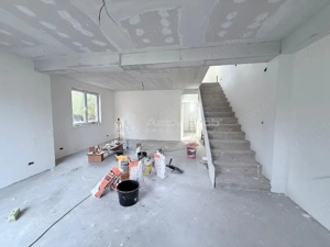 Vanzare -  Casa  - Vila - Prelungirea Ghencea - Dantelei - teren 245mp -215000E -  Comision 0! - imagine 2