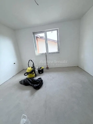 Vanzare -  Casa  - Vila - Prelungirea Ghencea - Dantelei - teren 245mp -215000E -  Comision 0! - imagine 12