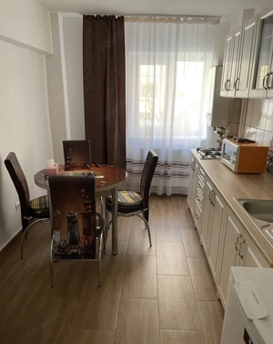 Garsoniera de inchiriat zona Universitate - imagine 4