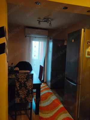 Vand apartament cu 3 camere et1 din4 zalau stadion - imagine 2