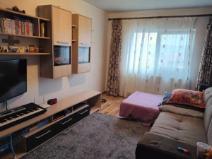 Vand apartament cu 3 camere et1 din4 zalau stadion - imagine 4