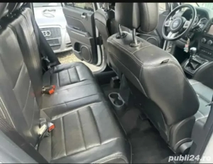 vand Jeep compas  - imagine 2