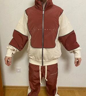 Trening made by society