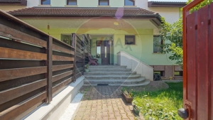 COMISION 0% Casă suprafață generoasă | 500 mp teren | Cristian