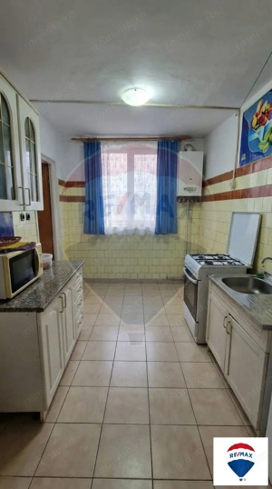Apartament cu 4 camere de vânzare în zona Ozana
