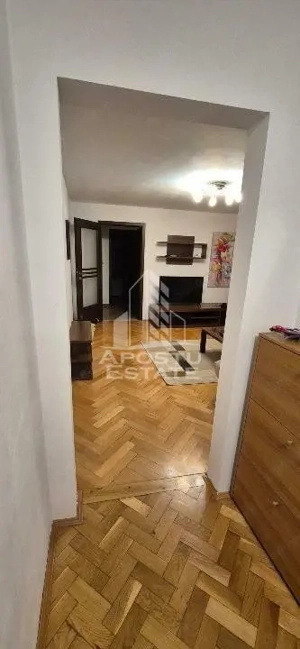 Apartament 2 camere, Centrala proprie , zona Lipovei - imagine 4