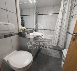 Apartament 4 camere, 2 bai, etajul 1, centrala proprie, zona Lipovei - imagine 13