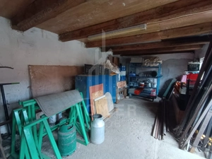 Casă de vânzare în satul Roșia cu vedere panoramică spre Munții Făgăras - imagine 11