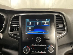 Renault Megane - imagine 16