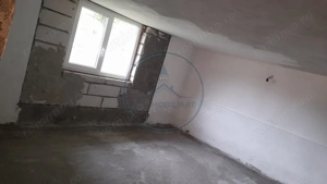 Casa 200 mp, 2200mp teren , 20 km de  - imagine 10