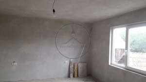 Casa 200 mp, 2200mp teren , 20 km de  - imagine 5