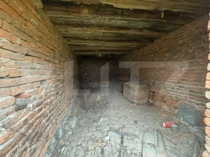 Casa cu 2 camere in Densus, 20 km de Manastirea Prinslop - imagine 6