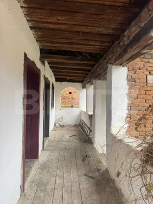 Casa cu 2 camere in Densus, 20 km de Manastirea Prinslop - imagine 8